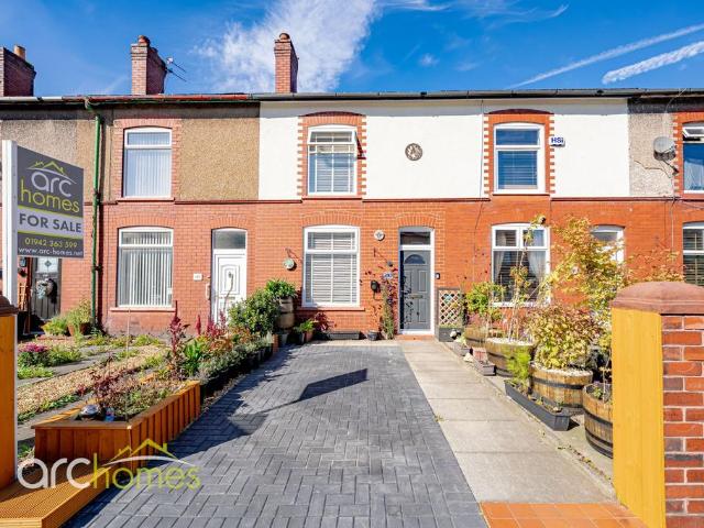 House for sale in Howe Bridge, Wigan