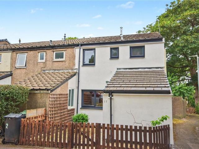House for sale in Cookridge, West Yorkshire