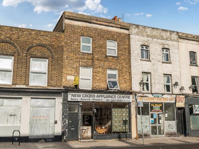 Commercial for sale in London Borough of Lewisham, New Cross