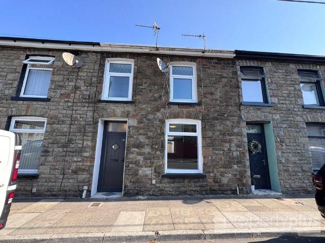 House for sale in Ystrad, Gelli