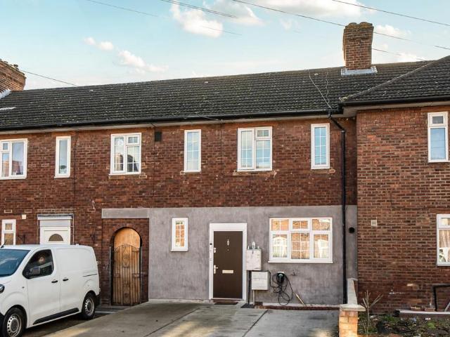 House for sale in London Borough of Lewisham, Greater London