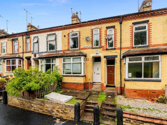 House for sale in Georgia, Greater Manchester