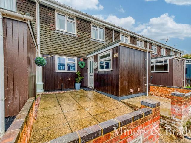 House for sale in New Catton, East Bank