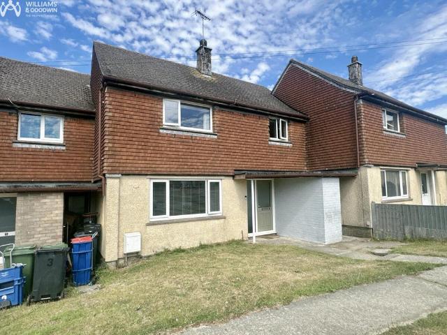 House for sale in Llanfihangel yn Nhowyn, Caergeiliog