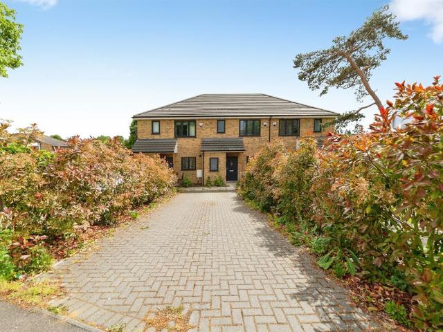House for sale in Roebuck, Shephall