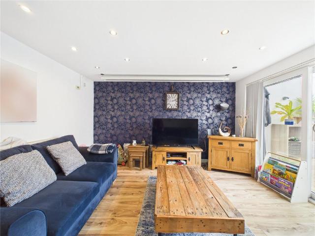 House for sale in Feckenham, City Of Bristol