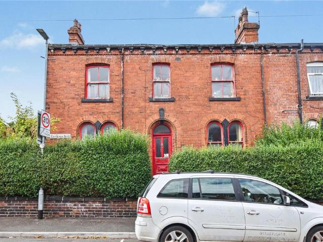 House for sale in Moor End, Leeds