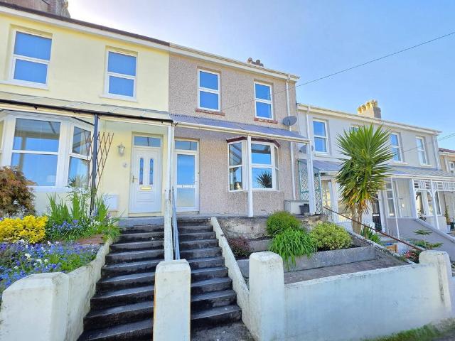 House for sale in Saltash, Cornwall