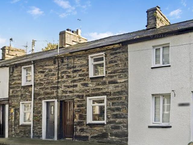 House for sale in Talsarnau, Wales