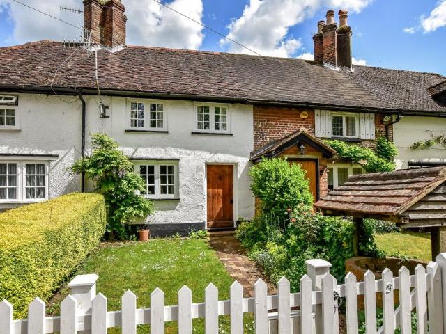 House for sale in Batchworth, Hertfordshire