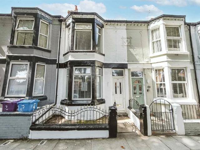 House for sale in Calderstones