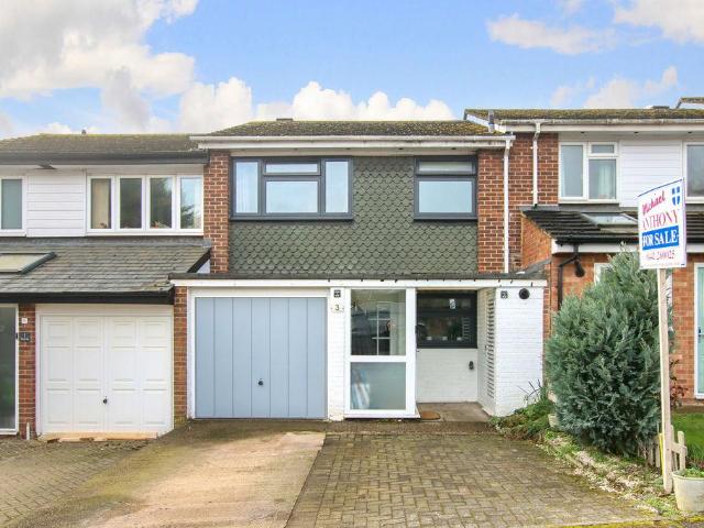House for sale in The Image, Pouchen End