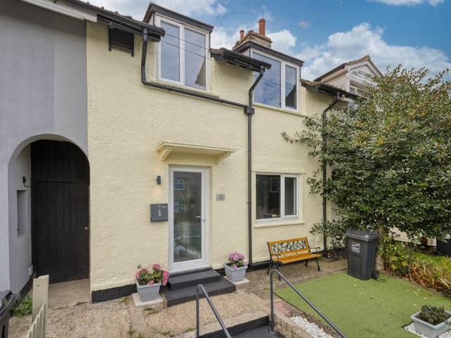 House for sale in Chilton, Acol