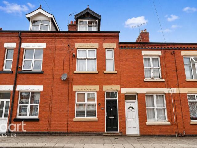 House for sale in Newfoundpool, Leicester