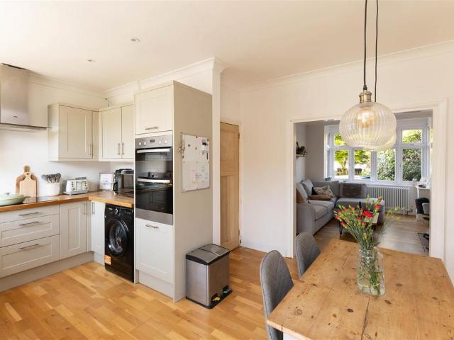 House for sale in Ore, Guestling Green