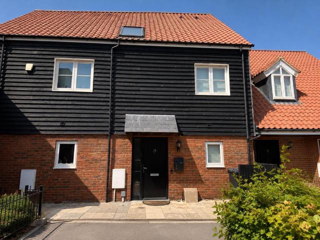 House for sale in Henlow, Bedfordshire