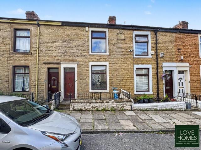 House for sale in Knowle Fold, Darwen