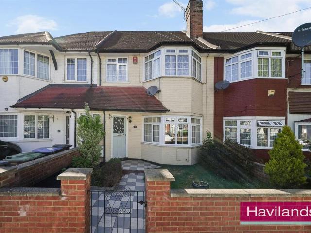 House for sale in Palmers Green, Greater London
