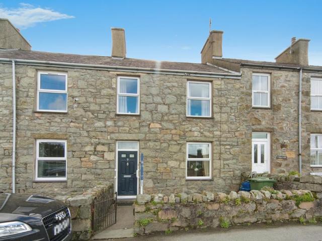 House for sale in Trefor, Llanaelhaearn