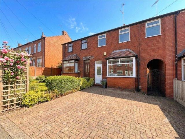 House for sale in Burnedge, Greater Manchester