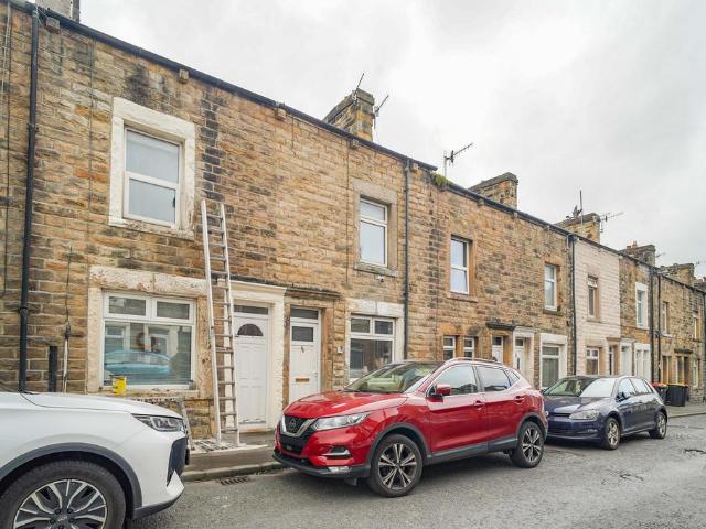 House for sale in Skerton, Bare