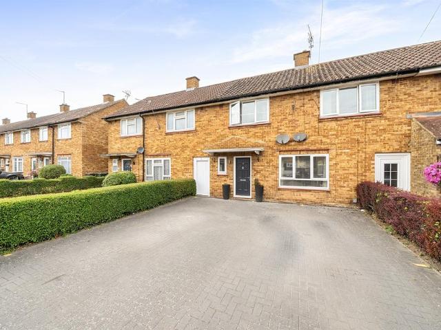 House for sale in Five Acres, Hertfordshire
