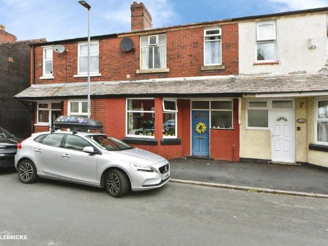 House for sale in Georgia, Greater Manchester