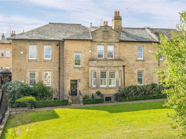 House for sale in High Royds Psychiatric Hospital, Leeds