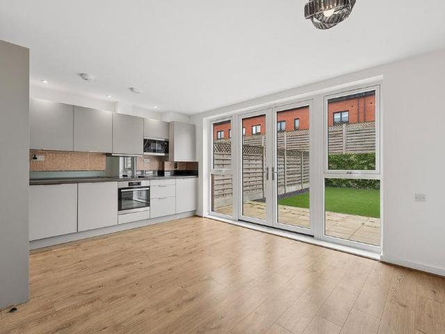 House for sale in Barnes Village, Stockport