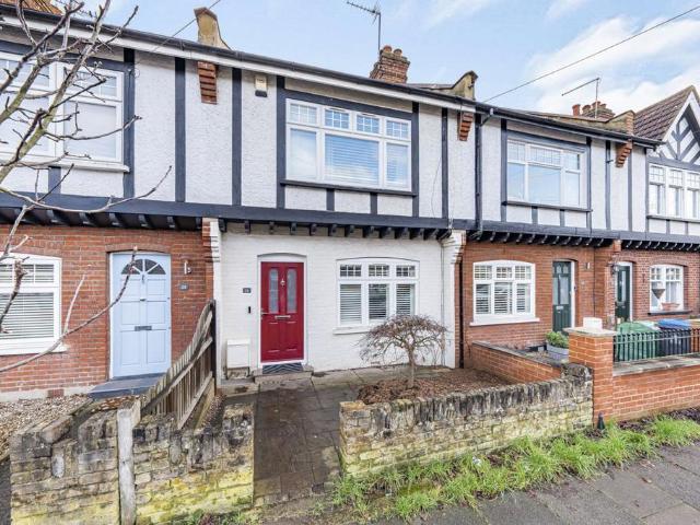 House for sale in New Malden, Greater London