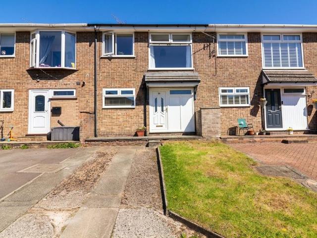 House for sale in Whitfield, Charlesworth
