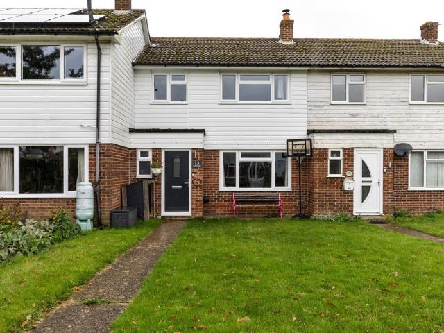 House for sale in Aldington, Bridgefield