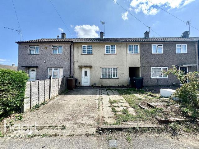 House for sale in Lewsey Farm, Luton