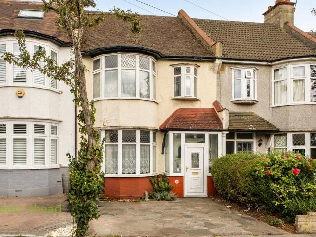 House for sale in London Borough of Croydon, Addiscombe