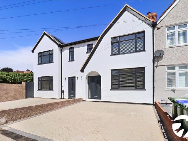 House for sale in Upper Belvedere, Greater London