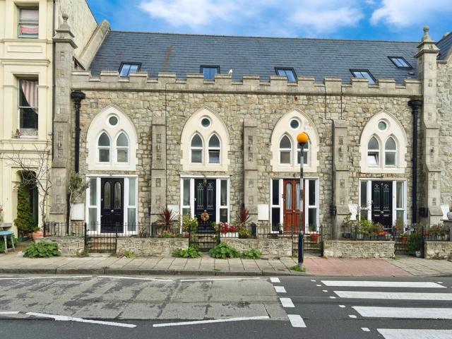 House for sale in Golden Valley, Folkestone