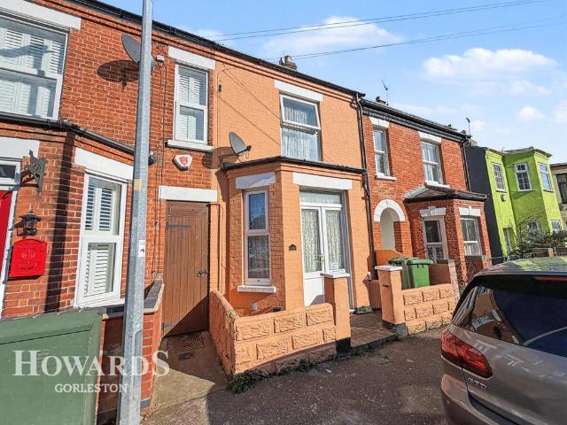 House for sale in Stokesby, Norfolk