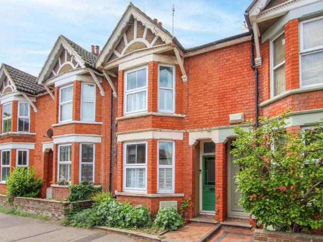 House for sale in Leighton-Linslade, Leighton Buzzard