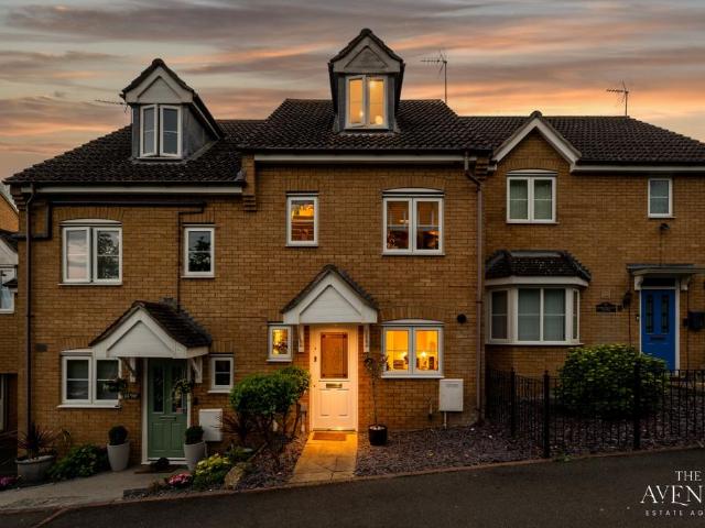House for sale in Irthlingborough