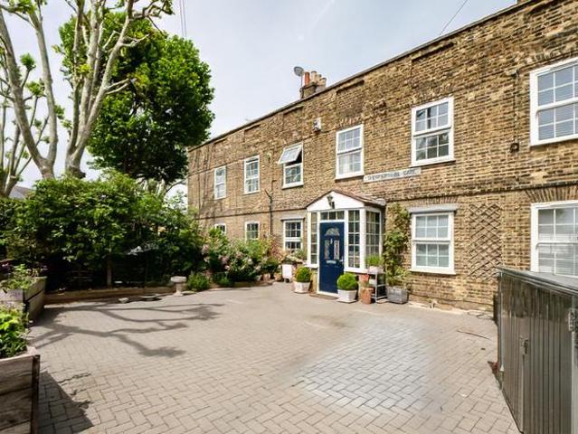 House for sale in Isle Of Dogs, Greater London
