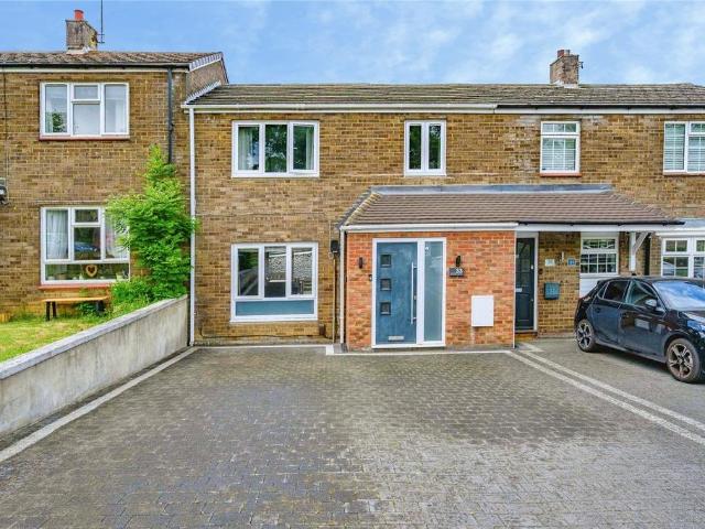 House for sale in Pouchen End, Hertfordshire