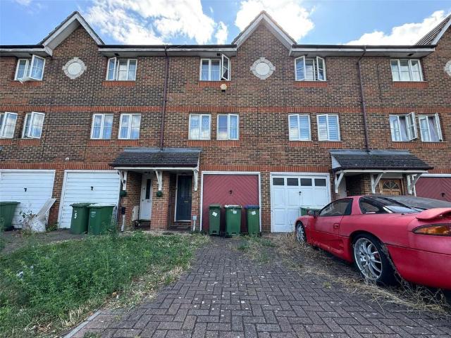 House for sale in Greater London