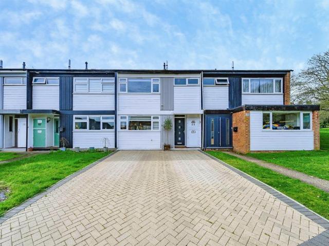 House for sale in Five Acres, Hertfordshire