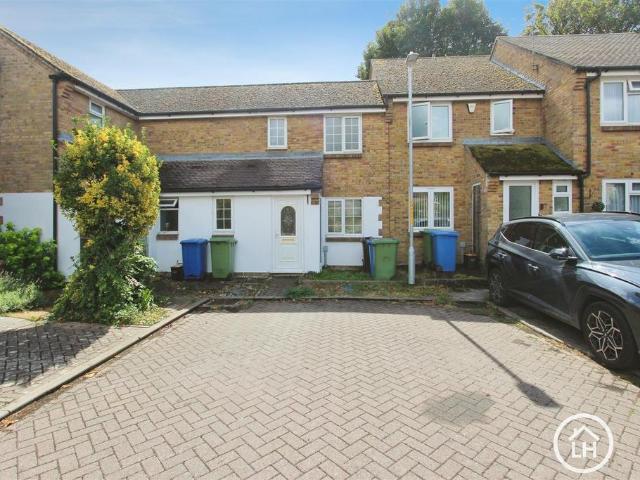 House for sale in Oad Street, Kent