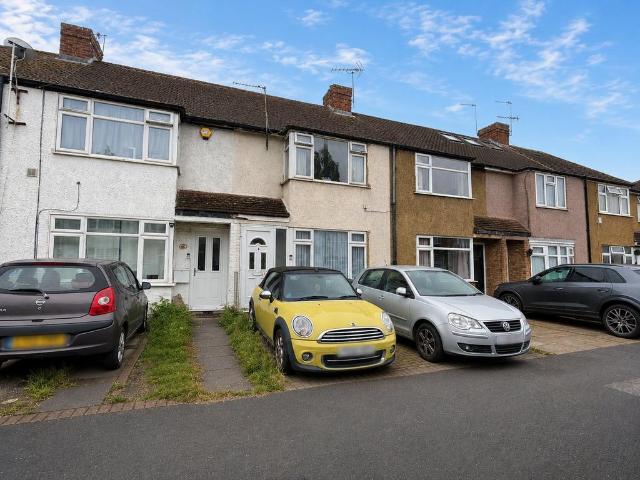 House for sale in West Bedfont, Lower Halliford