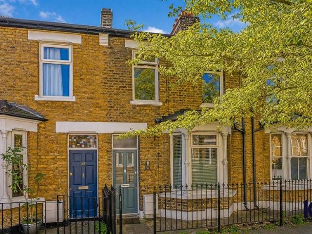 House for sale in Homerton, Greater London