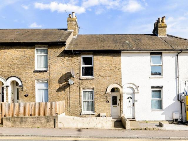 House for sale in River, Ash