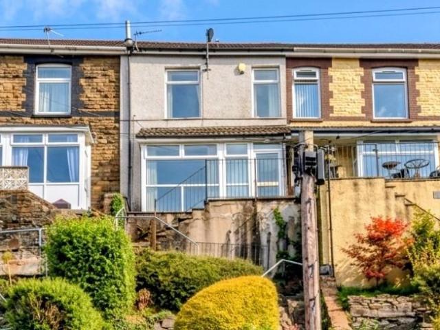 House for sale in Troed-y-rhiw, Troedyrhiw