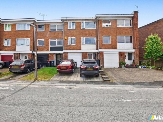 House for sale in Frodsham, Cheshire