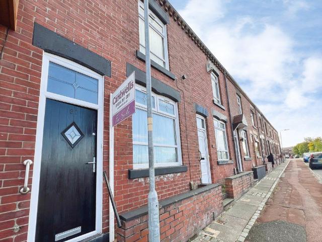 House for sale in Gilnow, Bolton